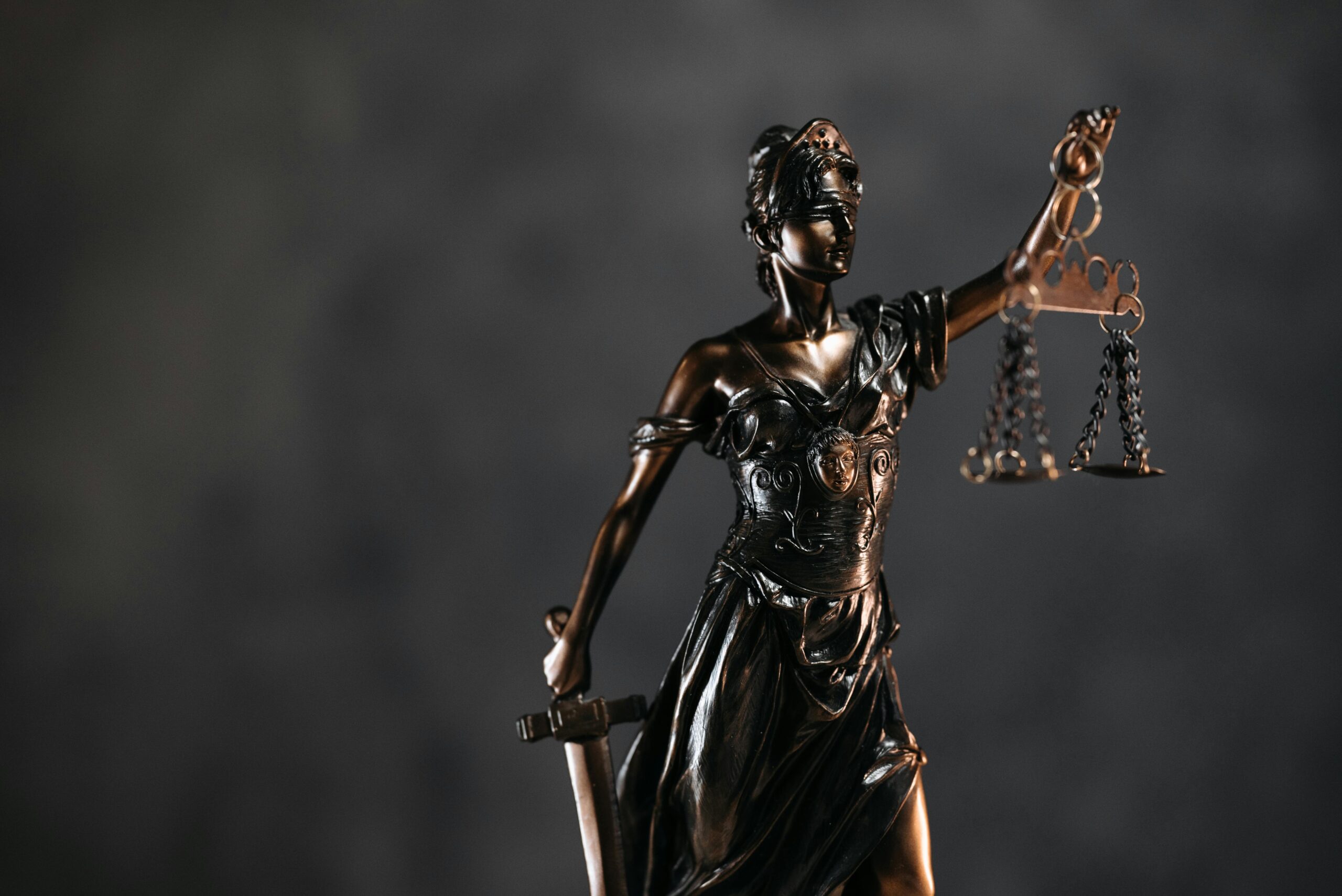 What Happens If a Lawsuit Is Settled Before the Verdict? Discover the Impact!