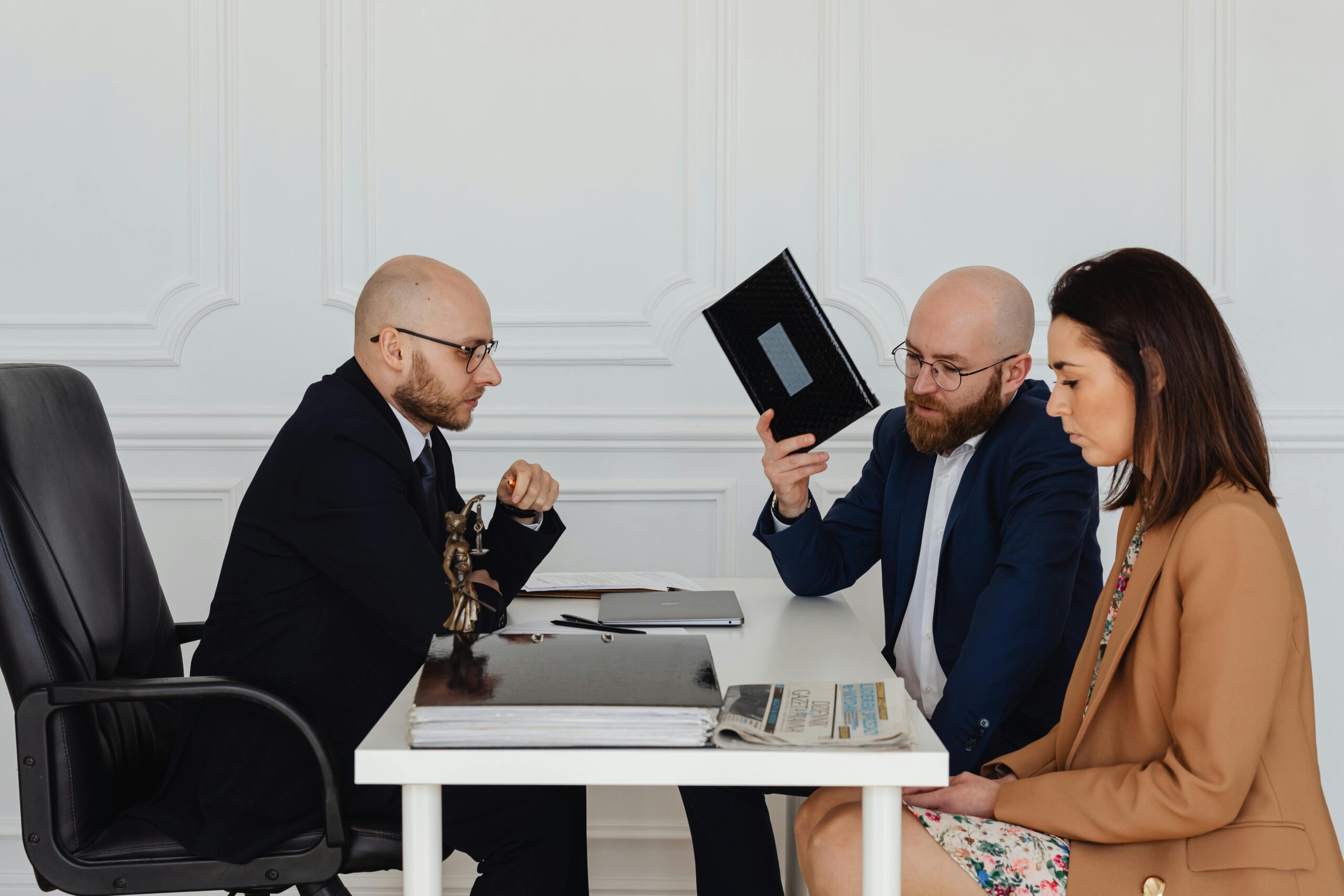 Shoestring Law: Unlocking Secrets to Affordable Legal Solutions