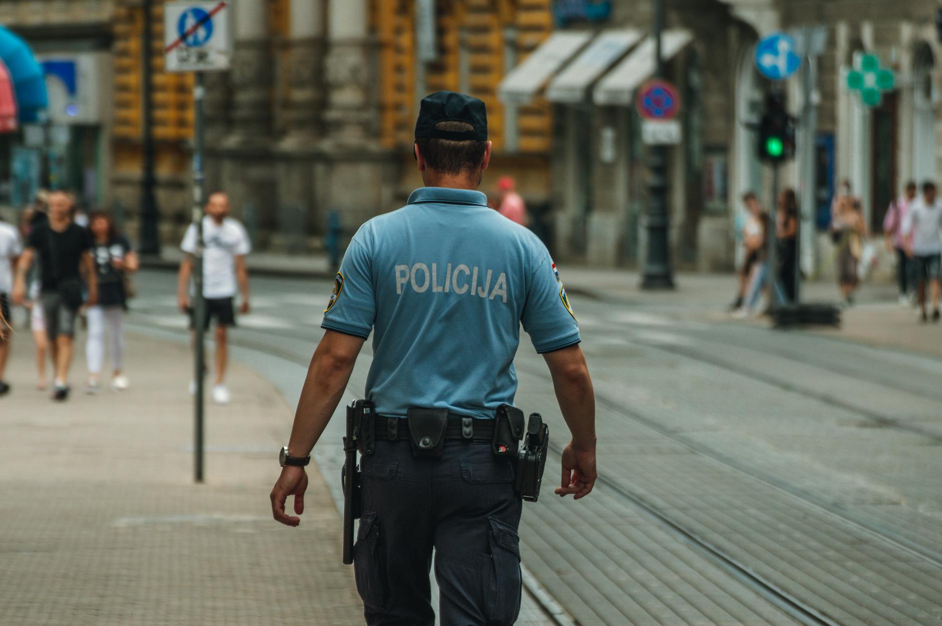 Police Can Access Your Location Within 100 Meters
