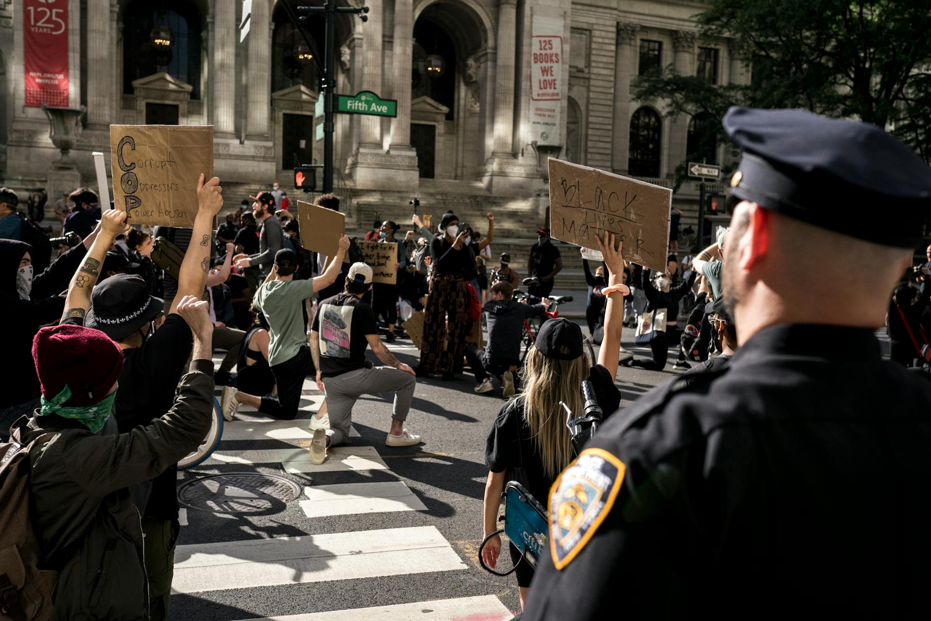 Fifth Amendment Protects Police in 4 Key Ways